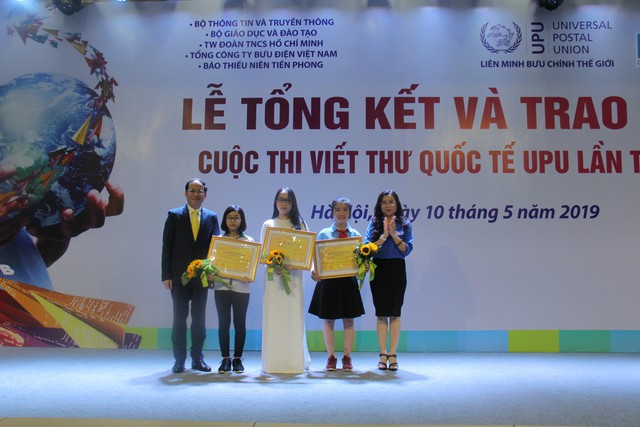 Nữ sinh Hải Dương giành giải nhất cuộc thi viết thư UPU lần thứ 48 năm 2019 - Ảnh 2.