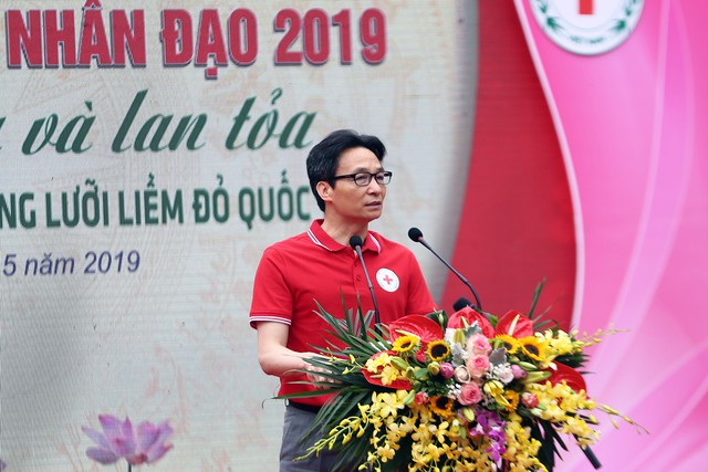 Chủ tịch Quốc hội Nguyễn Thị Kim Ngân, Phó Thủ tướng Vũ Đức Đam khởi động “Tháng Nhân đạo” 2019 - Ảnh 2.
