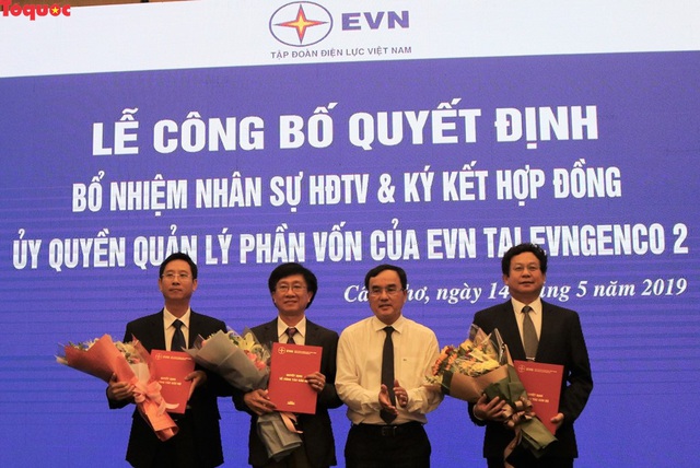 Tập đoàn Điện lực Việt Nam công bố các quyết định nhân sự tại EVNGENCO 2 - Ảnh 1.