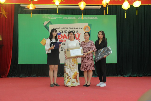 Giao lưu các thí sinh đạt giải Cuộc thi Đại sứ Văn hóa đọc năm 2019 - Ảnh 6.