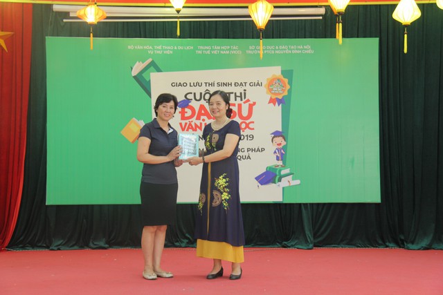 Giao lưu các thí sinh đạt giải Cuộc thi Đại sứ Văn hóa đọc năm 2019 - Ảnh 5.