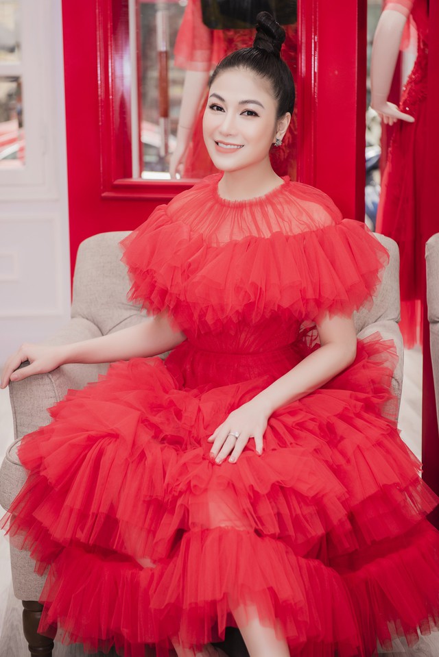 Hoa hậu Tuyết Nga tham dự LHP Cannes bằng 50kg trang phục  - Ảnh 5.