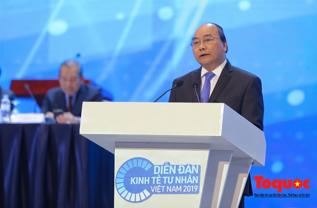 Thủ tướng Nguyễn Xuân Phúc khai mạc Diễn đàn Kinh tế tư nhân 2019 - Ảnh 4.