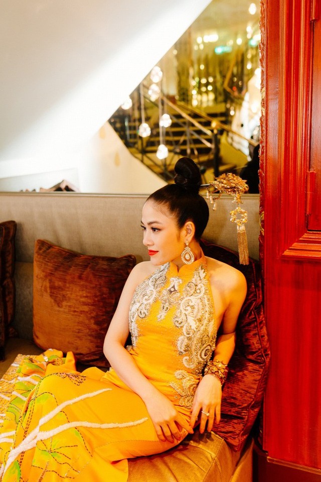 Hoa hậu Tuyết Nga tại Cannes: Tự hào khi khoác lên mình bộ trang phục mà nhìn vào có thể biết tôi là người Việt Nam - Ảnh 10.