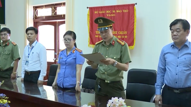 Giám đốc Sở GDĐT Sơn La thừa nhận có nhờ Phó Giám đốc Sở “xem điểm thi” cho 8 thí sinh - Ảnh 3.