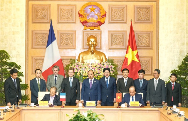 Lễ ký kết bản ghi nhớ hợp tác về phát triển chính phủ điện tử giữa Việt Nam - Pháp - Ảnh 2.