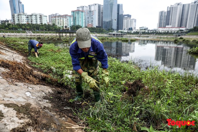 Hà Nội tăng cường công nhân dọn dẹp công viên 300 tỷ  đang bị ô nhiễm nặng - Ảnh 5.