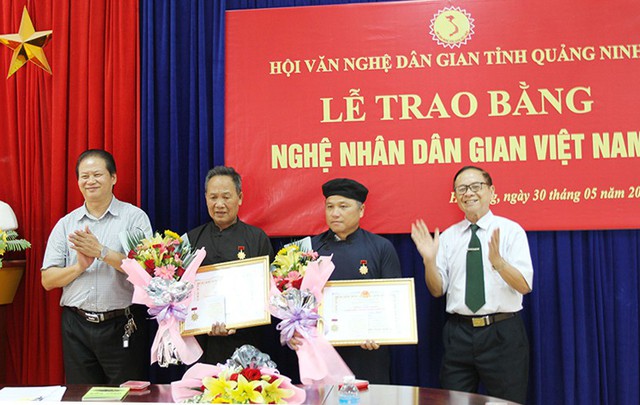 Quảng Ninh trao tặng danh hiệu Nghệ nhân Dân gian Việt Nam năm 2019 - Ảnh 1.