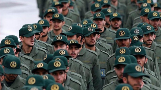 Mỹ muốn đánh bật Iran: Trừng phạt càng cay nhưng mục tiêu không dễ nắm bắt? - Ảnh 1. Mỹ muốn đánh bật Iran: Trừng phạt càng cay nhưng mục tiêu không dễ nắm bắt? - Ảnh 1.