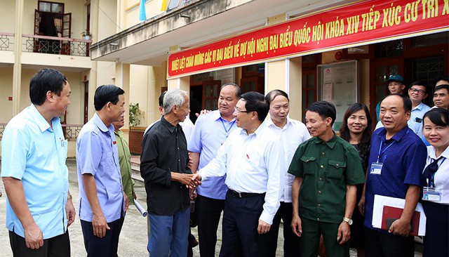 Phó Thủ tướng Phạm Bình Minh tiếp xúc cử tri Thái Nguyên - Ảnh 1.
