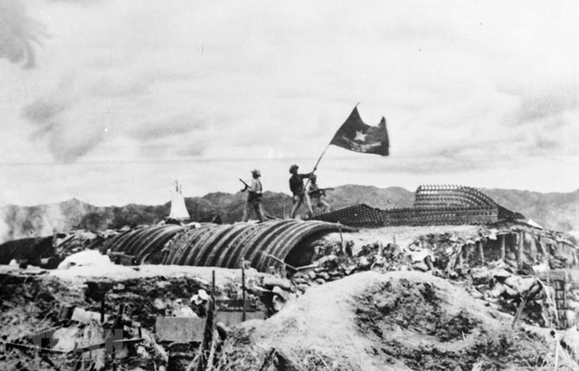 Bài viết của Thủ tướng Nguyễn Xuân Phúc nhân kỷ niệm 65 năm Chiến thắng Điện Biên Phủ - Ảnh 1.