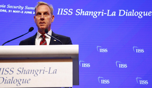 Nóng đối thoại Shangri-La: Mỹ không để yên trước thách thức ổn định của châu Á - Ảnh 1.