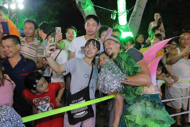 Carnival đường phố DIFF 2019 tiếp tục khuấy động không gian phố đêm Đà Nẵng - Ảnh 14.