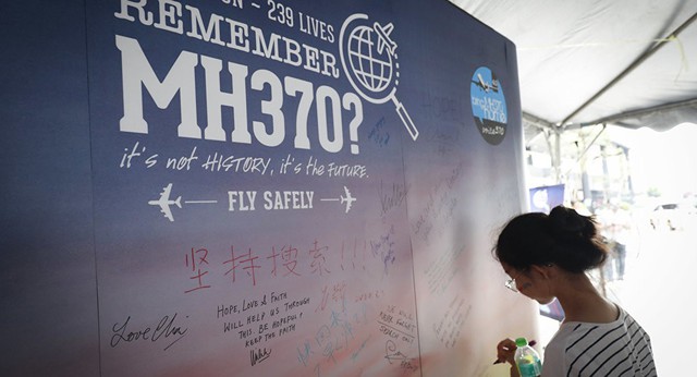 Bất ngờ hé lộ mới có thể dẫn tới hành động rợn người của phi công trên chuyến bay MH370 - Ảnh 1.