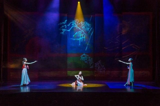 Biên đạo múa Hàn Quốc tiếp tục đưa truyện Kiều lên sân khấu - Ảnh 1.