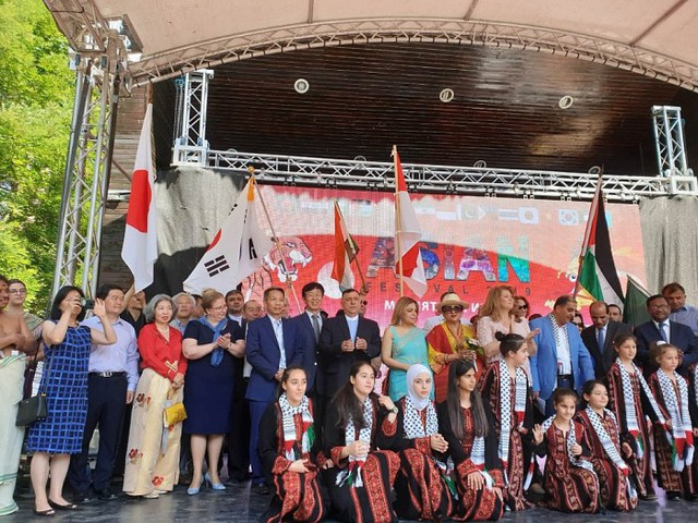 Ấn tượng Festival Asian “Kỳ diệu phương Đông” tại Bulgaria - Ảnh 1.
