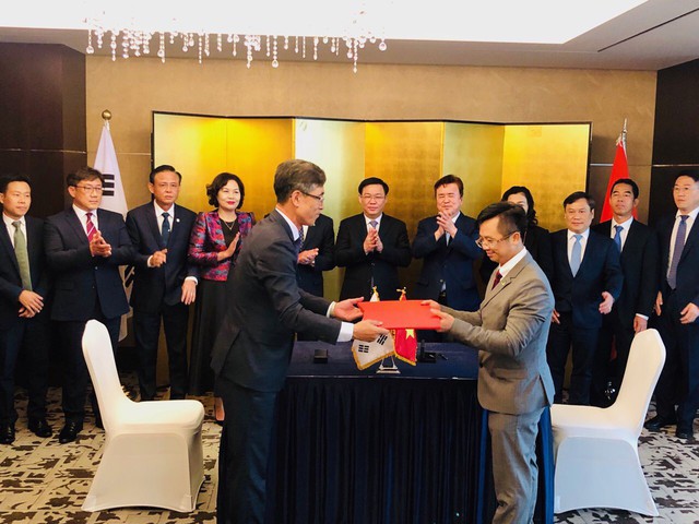 Phó Thủ tướng Vương Đình Huệ chứng kiến An Phát đẩy mạnh hợp tác nghiên cứu và sản xuất nguyên liệu sinh học phân huỷ hoàn toàn tại Hàn Quốc - Ảnh 2.