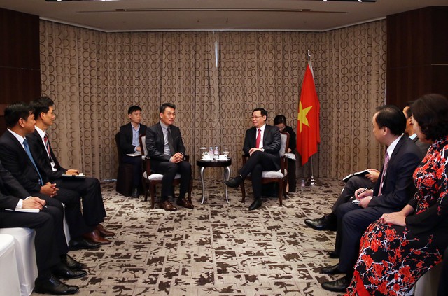 Phó Thủ tướng Vương Đình Huệ: Các ngân hàng Hàn Quốc có thể mua các ngân hàng yếu kém đang được cơ cấu lại của Việt Nam - Ảnh 1.