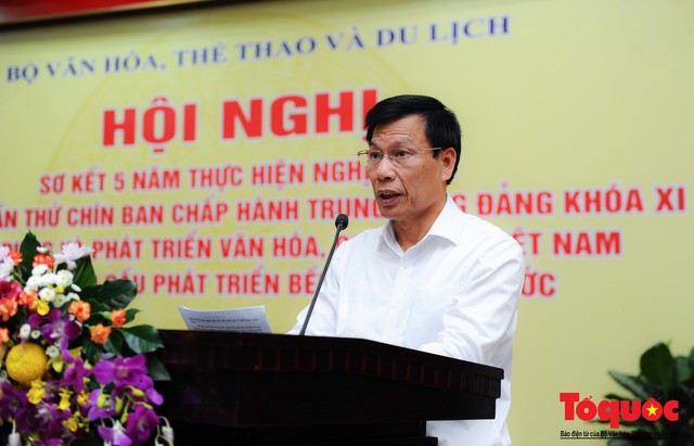 Nhìn lại 5 năm thực hiện Nghị quyết số 33 về xây dựng và phát triển văn hoá, con người Việt Nam - Ảnh 1.