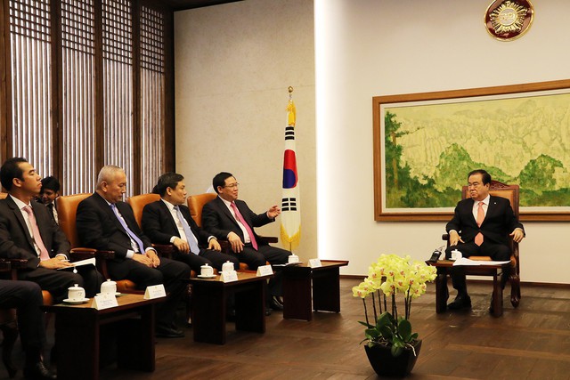 Việt Nam đề nghị Hàn Quốc mở rộng hợp tác trong lĩnh vực lao động, du lịch… - Ảnh 2.