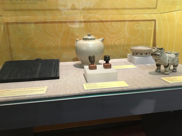 Ngắm sách vàng, kiếm vàng và các bảo vật quốc gia tại Bảo tàng lịch sử - Ảnh 10.