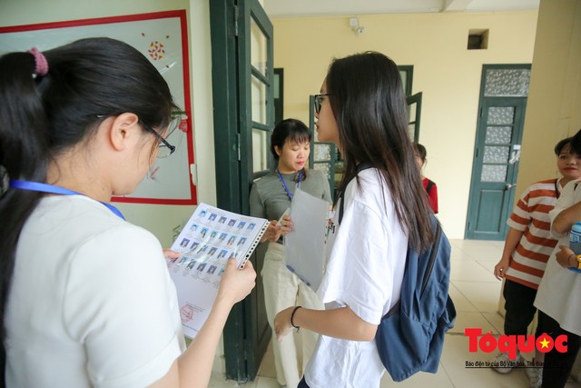 Hà Nội: Hơn 74.000 thí sinh làm thủ tục dự thi THPT Quốc gia 2019 - Ảnh 5.