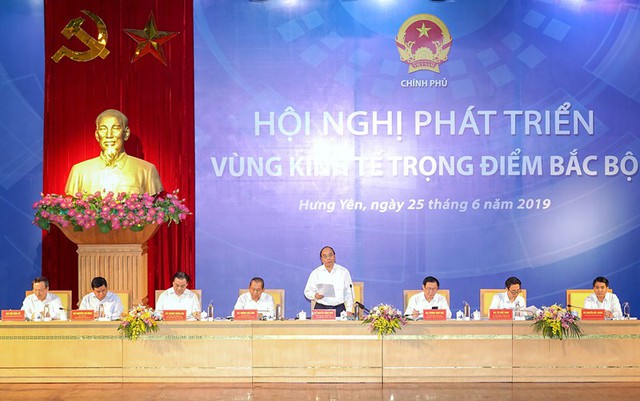 Thủ tướng chủ trì hội nghị Phát triển vùng kinh tế trọng điểm Bắc Bộ - Ảnh 1.