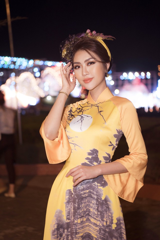 Hoa hậu Tường Linh và mẹ mặc váy tái chế kêu gọi bảo vệ môi trường - Ảnh 7.