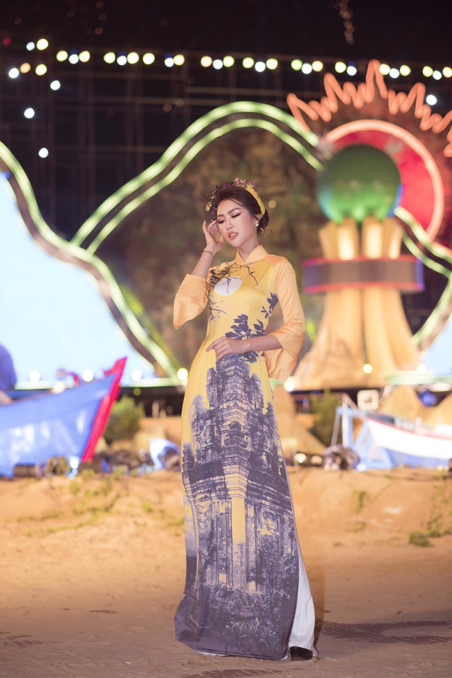 Hoa hậu Tường Linh và mẹ mặc váy tái chế kêu gọi bảo vệ môi trường - Ảnh 8.