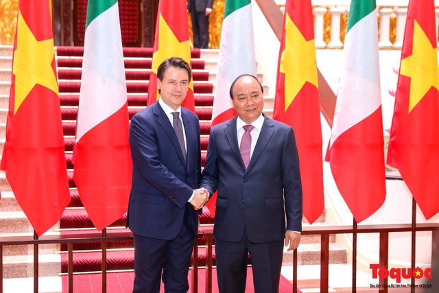 Hình ảnh lễ đón chính thức Thủ tướng Cộng hòa Italy Giuseppe Conte đến thăm Việt Nam - Ảnh 8.