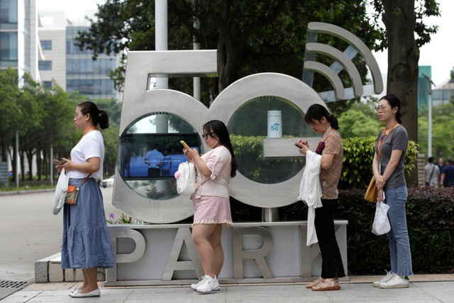 Trung Quốc tung cửa cho kỉ nguyên 5G: Liệu có vượt qua sóng gió Huawei cùng nguy cơ đòn giáng Mỹ? - Ảnh 1.