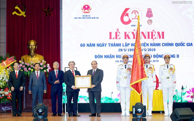 Thủ tướng dự lễ kỷ niệm 60 năm thành lập Học viện Hành chính Quốc gia - Ảnh 3.