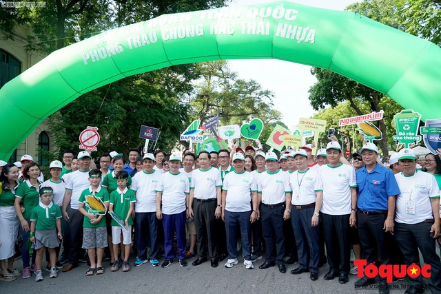 Thủ tướng Nguyễn Xuân Phúc phát động toàn quốc chống rác thải nhựa - Ảnh 1.
