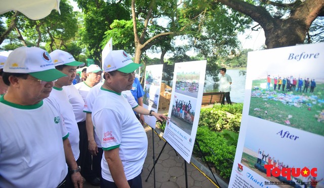 Thủ tướng Nguyễn Xuân Phúc phát động toàn quốc chống rác thải nhựa - Ảnh 13.