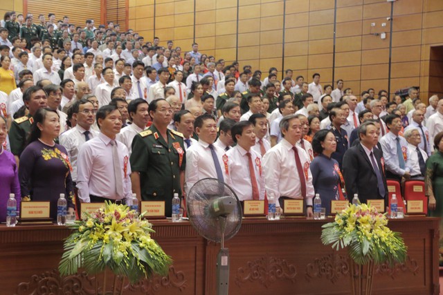 Phó Thủ tướng Trương Hòa Bình dự lễ kỷ niệm 30 năm tái lập tỉnh Quảng Bình  - Ảnh 1.