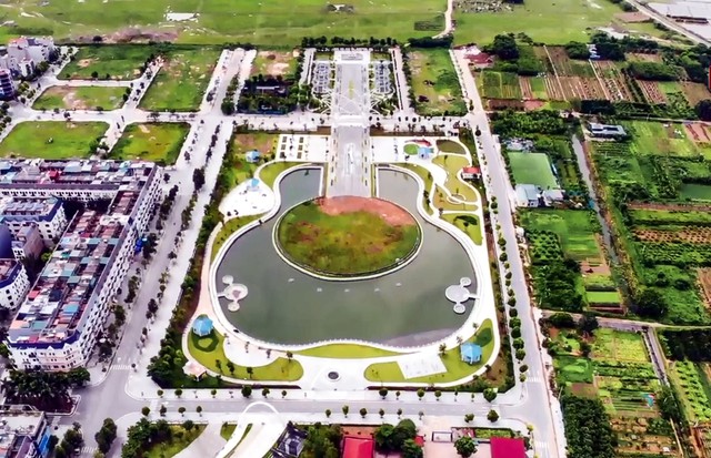 Toàn cảnh công viên âm nhạc với hình dáng cây đàn ghita sắp hoàn thiện ở Hà Nội - Ảnh 1.