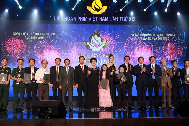 Song Lang giành Bông sen vàng Liên hoan phim Việt Nam lần thứ XXI - Ảnh 4.