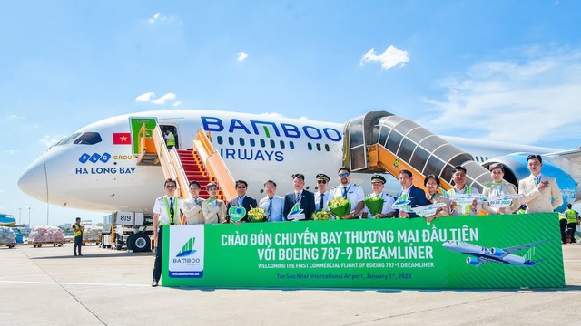 Bamboo Airways chính thức khai thác chuyến bay thương mại đầu tiên bằng Boeing 787-9 Dreamliner - Ảnh 2.