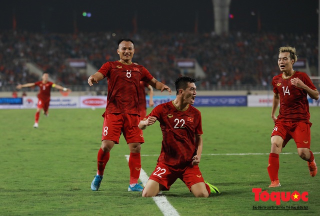 Lịch sử đối đầu bóng đá Việt Nam - UAE: Từng ở chiếu dưới - Ảnh 2.
