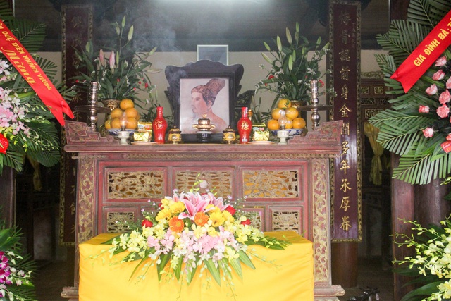 Phủ thờ và Lăng mộ Diên Khánh Vương đón nhận bằng xếp hạng Di tích quốc gia - Ảnh 2.