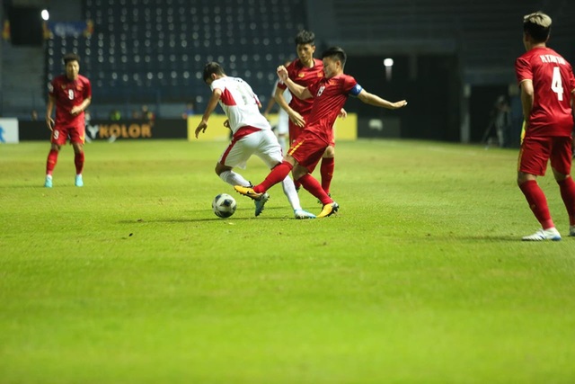 Gặp đối thủ khó, U23 Việt Nam tiếp tục bị cầm chân - Ảnh 2.