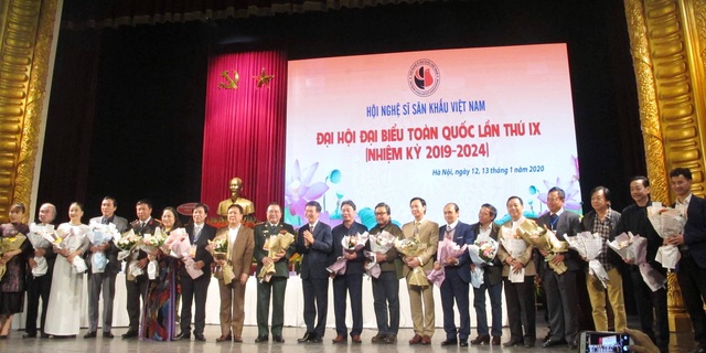 Đại hội Hội Nghệ sĩ sân khấu Việt Nam: Hướng tới nền sân khấu yêu nước, nhân văn - Ảnh 2.