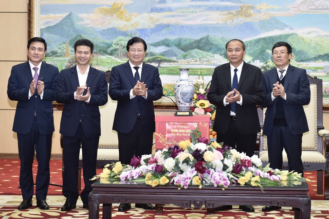 Phó Thủ tướng Trịnh Đình Dũng thăm, chúc Tết tỉnh Vĩnh Phúc - Ảnh 1.