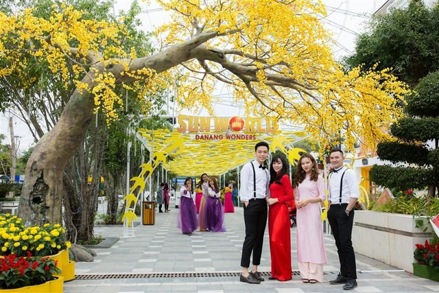 Tết này, Đà Nẵng đã có lễ hội hoa Xuân Phát Tài còn rực rỡ hơn - Ảnh 4.