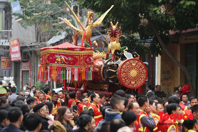Lễ hội rước pháo khổng lồ ở làng Đồng Kỵ - Ảnh 5.