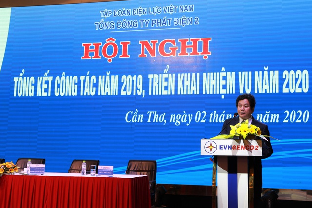 Ông Trương Hoàng Vũ, Thành viên HĐTV kiêm Tổng Giám đốc EVNGENCO 2 phát biểu tại hội nghị.