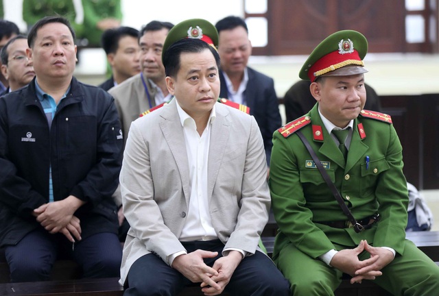 Cựu Chủ tịch Đà Nẵng và Vũ “nhôm” bị đề nghị cùng một mức án 25 – 27 năm tù - Ảnh 1.