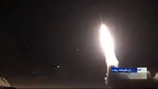 Thị trường năng lượng thế giới rúng động sau loạt tên lửa Iran - Ảnh 1.
