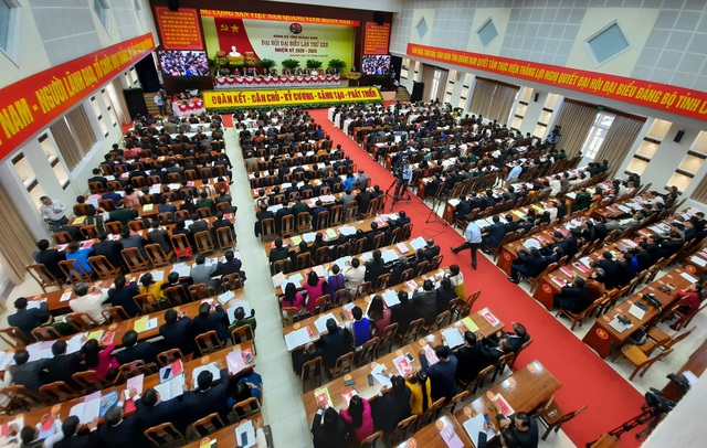 Khai mạc Đại hội đại biểu Đảng bộ tỉnh Quảng Nam lần thứ XXII - Ảnh 1.