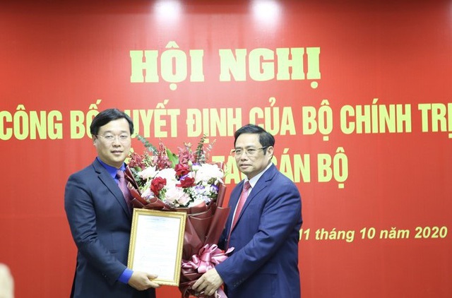 Bộ Chính trị giới thiệu ông Nguyễn Văn Thắng, Lê Quốc Phong làm Bí thư Tỉnh ủy Điện Biên, Đồng Tháp - Ảnh 2.